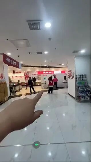 曝美團人員在京東折扣超市偷裝攝像采集設(shè)備，竊取商業(yè)信息被警方